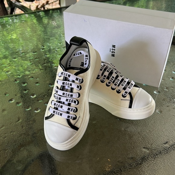 MSGM Kids Sneakers - Picture 8 of 11
